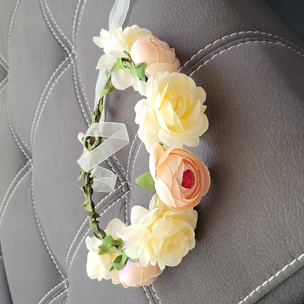 Crown flower
